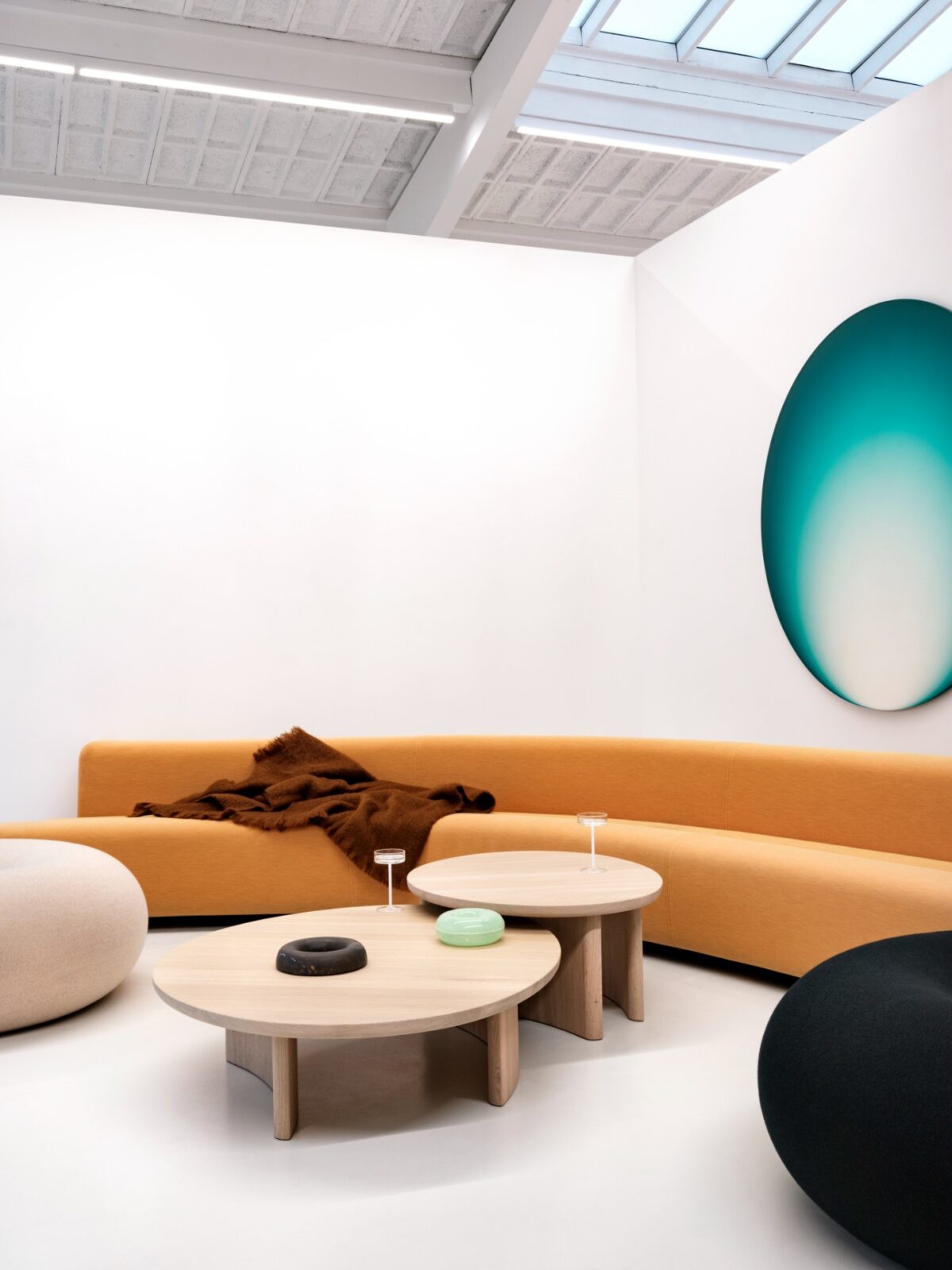 Arco_Sabine Marcelis_Dew coffee table_Image Inga Powilleit-01 hires